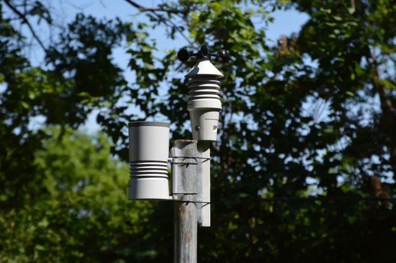 The Retired Engineer in a Cornfield Who Beat the Weather Service at Its Own Game